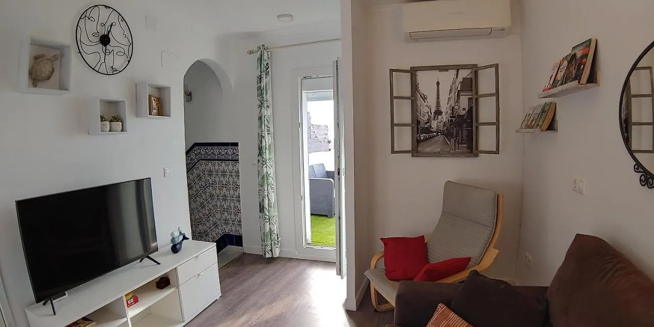 Apartment Casa Vistas A Trafalgar Solo Familias O Parejas - Parking Privado Opcional - Conil De La Frontera Spain